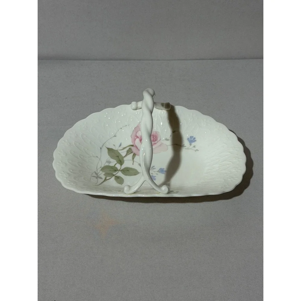 Mikasa April Rose B2053 Bone China Basket Pink Floral Twisted‎ Handle Japan